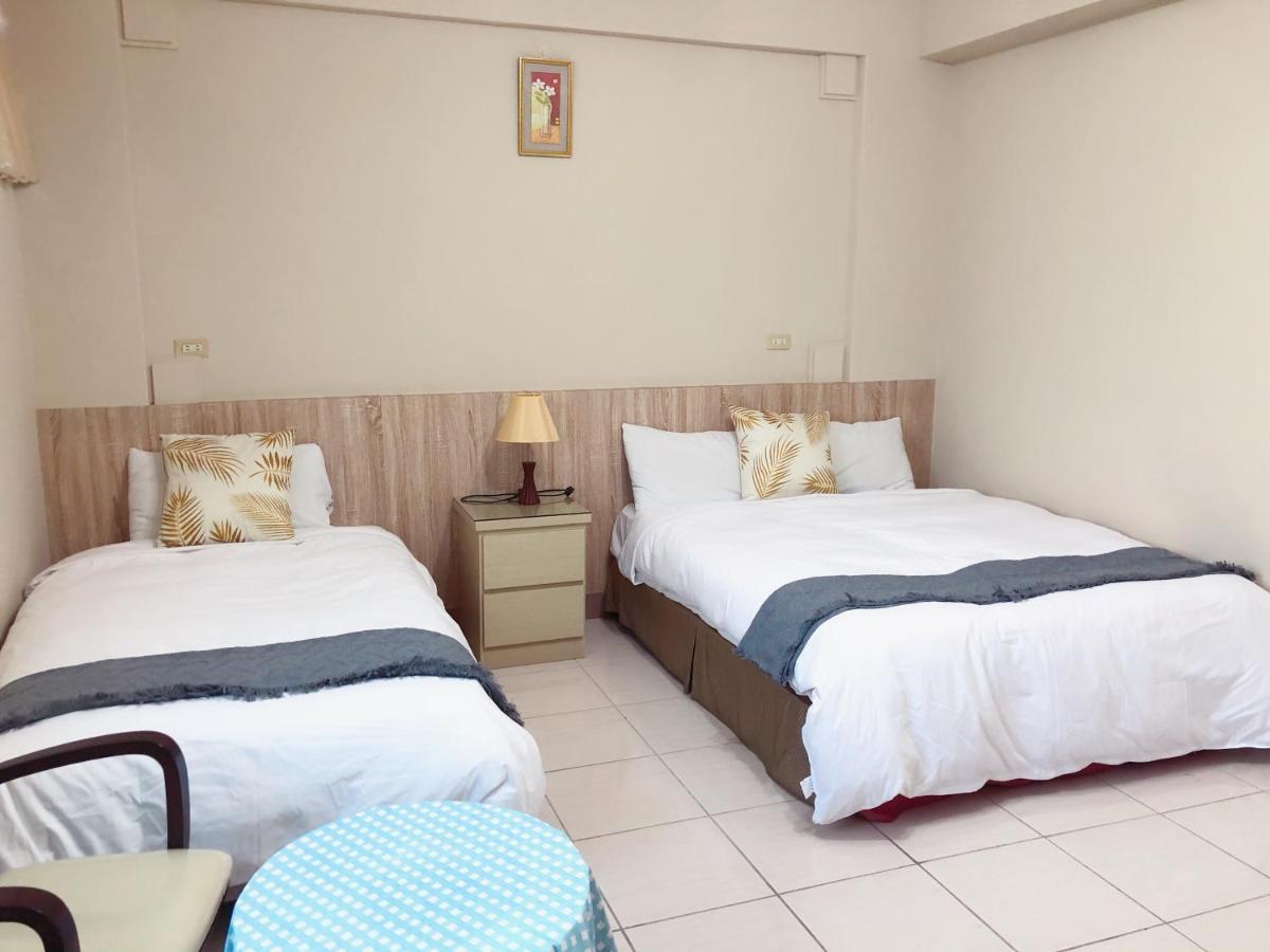 Xin Homestay Луодонг Екстериор снимка